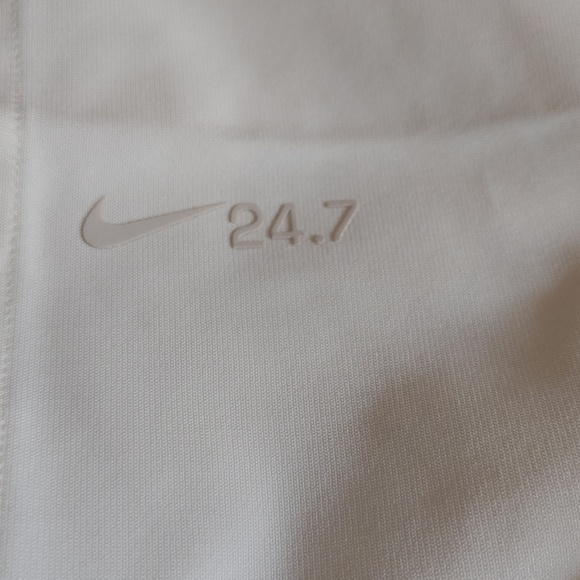 Nike 24.7 Dri - Fit  Short-Sleeve Button-Down Shirt in Light Bone - Picture 6 of 7